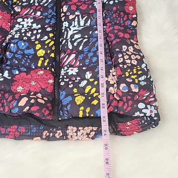 Adidas Original AOP hooded quilted puffer vest vibrant, colorful women's size XS - Picture 12 of 13